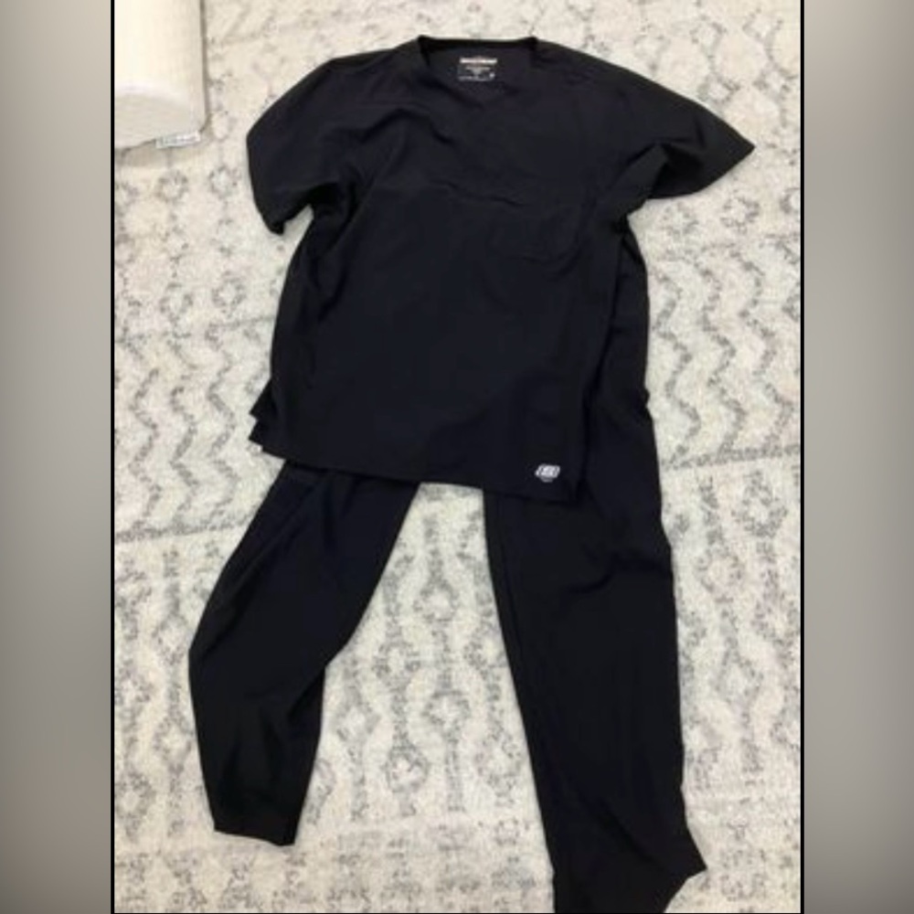 Skechers Like New Scrubs